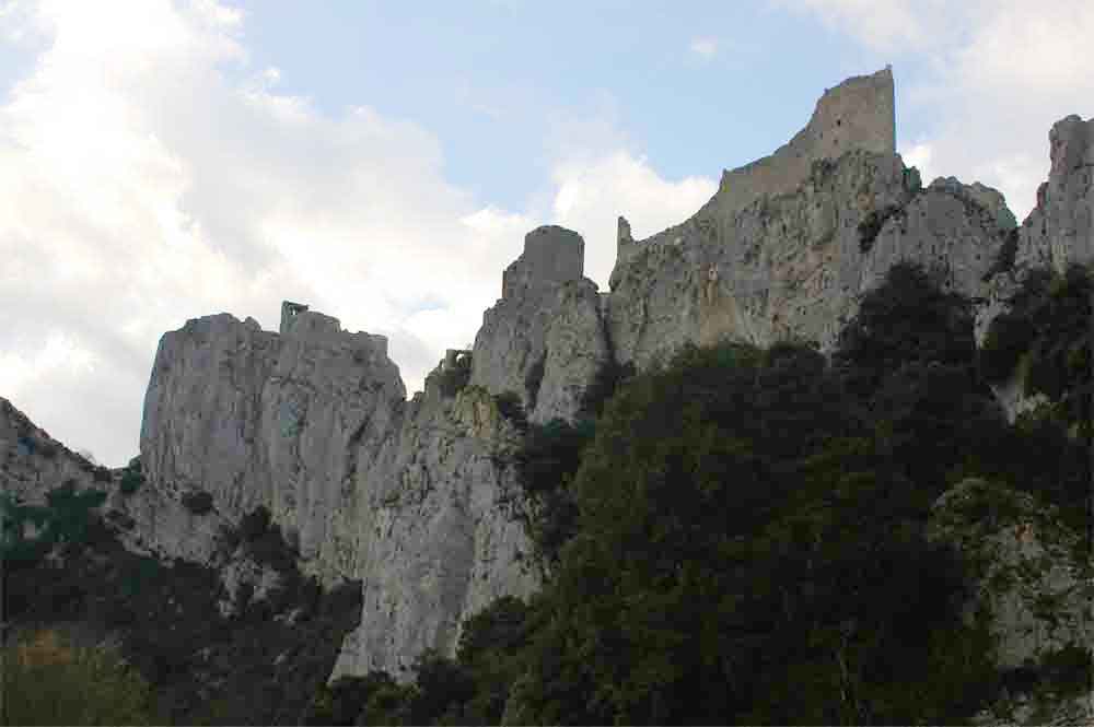 Francia - castillos cátaros 14 - Peyrepertuse.jpg